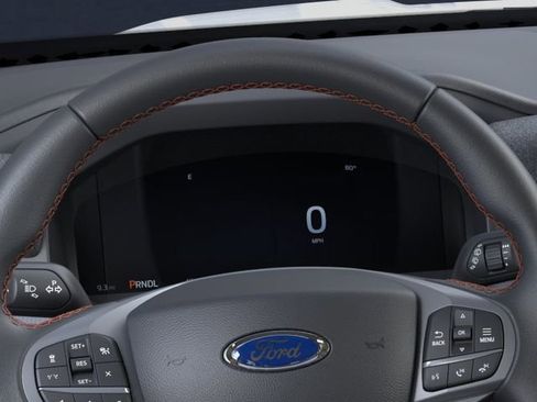 Used 2026 Ford Explorer Active AWD/4WD image 13