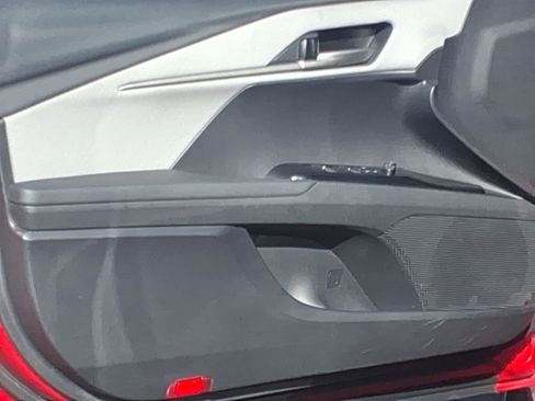 Certified 2025 Toyota Camry SE w/ Convenience Package image 13