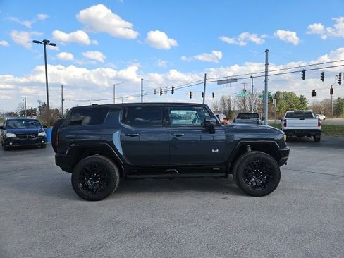 New 2025 GMC Hummer EV 2X image 5