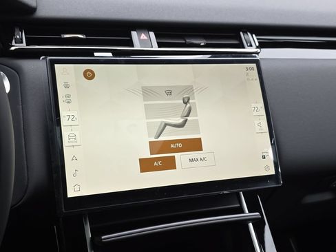 New 2026 Land Rover Range Rover Velar S AWD/4WD image 24