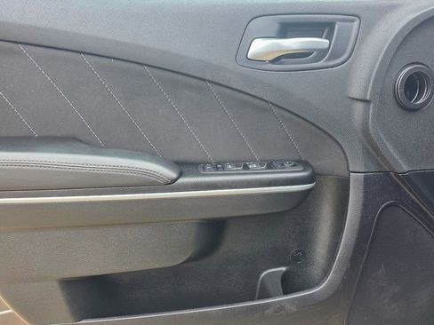 Used 2023 Dodge Charger SXT image 13