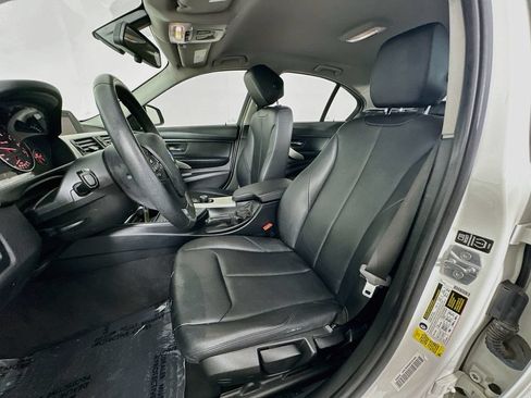 Used 2015 BMW 320i Sedan RWD image 19