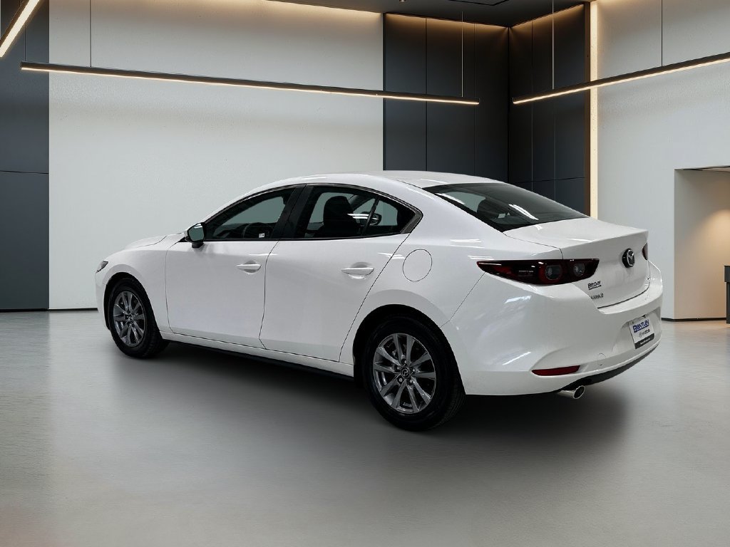 Used 2025 MAZDA MAZDA3 s FWD image 3