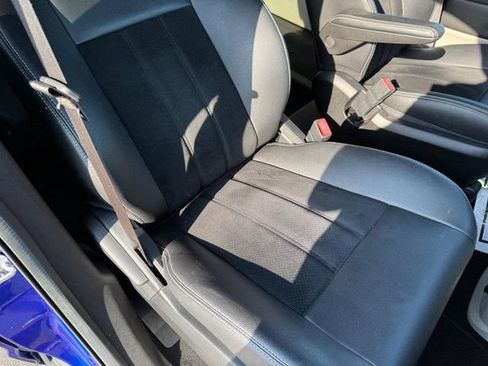 Used 2018 Dodge Grand Caravan SXT FWD image 16