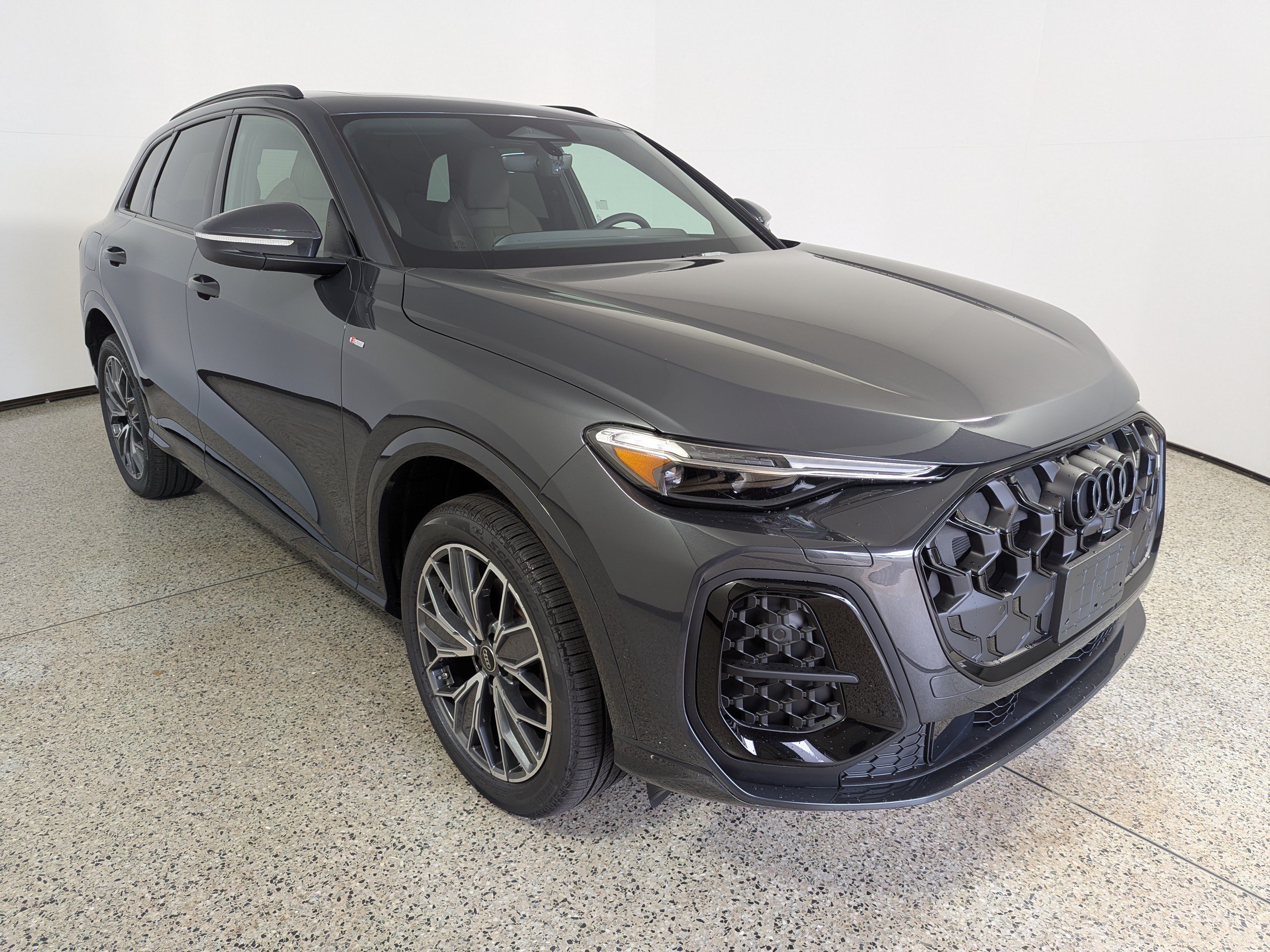 New 2026 Audi Q5 Premium Plus AWD/4WD image 1