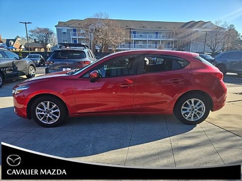 Used 2017 MAZDA MAZDA3 Sport image 5