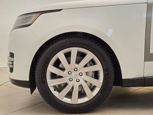 Used 2023 Land Rover Range Rover SE AWD/4WD image 13