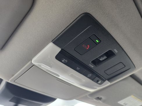 Certified 2023 Nissan Sentra SR w/ SR Premium Package FWD image 23