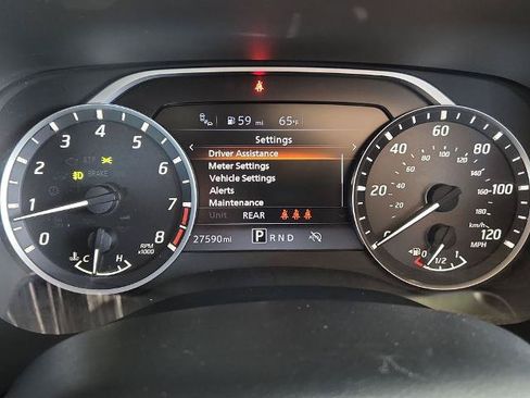 Certified 2024 Nissan Frontier SL w/ Technology Package RWD image 27