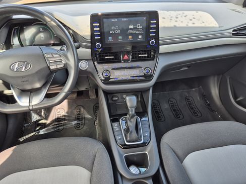 Used 2020 Hyundai Ioniq SEL FWD image 12