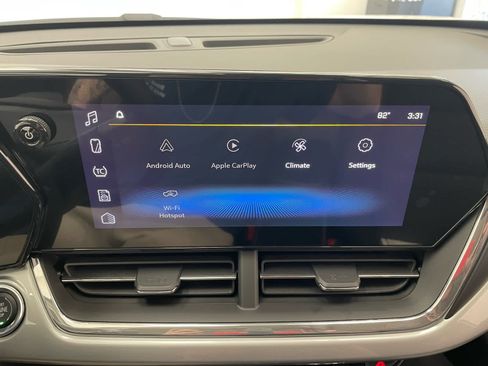 New 2026 Chevrolet Trax LT w/ Driver Confidence Package FWD image 3