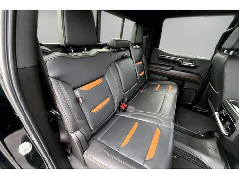 Used 2024 GMC Sierra 1500 AT4 w/ Technology Package AWD/4WD image 22