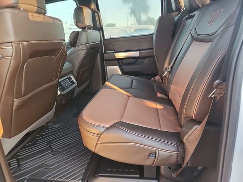 Used 2023 Ford F250 King Ranch image 9