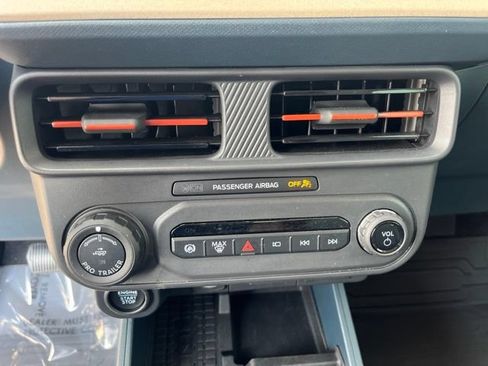 Used 2025 Ford Maverick Lariat w/ 4K Tow Package AWD/4WD image 17