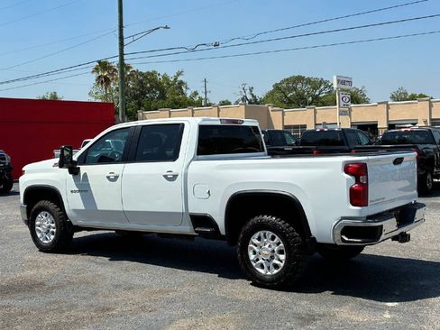 Used 2021 Chevrolet Silverado 2500 LT w/ Z71 Off-Road Package image 3