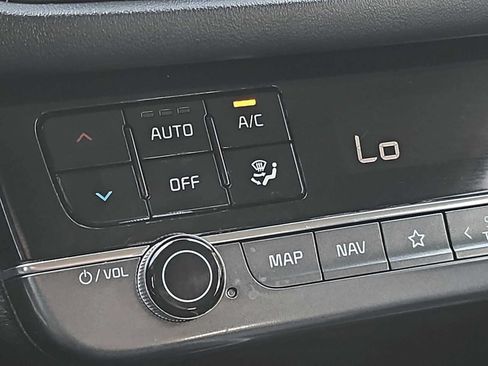 Used 2024 Kia Seltos SX AWD/4WD image 29