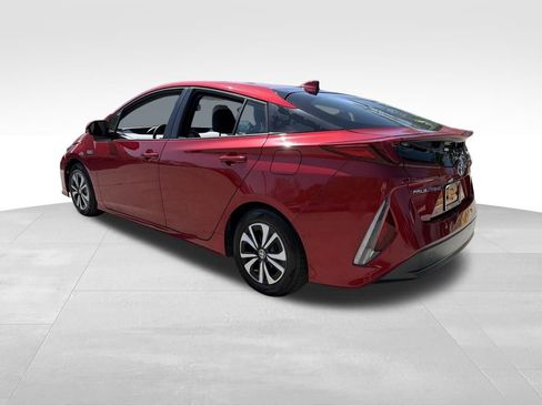 Used 2017 Toyota Prius Prime image 31