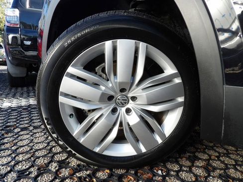 Used 2019 Volkswagen Atlas SE image 29