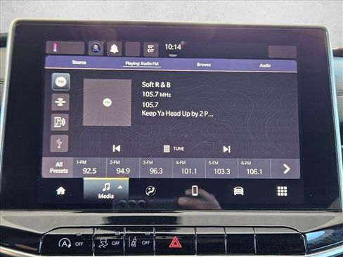 Used 2023 Jeep Compass Sport image 11