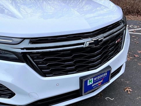 Used 2023 Chevrolet Equinox RS image 32