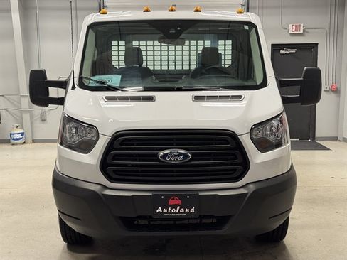 Used 2019 Ford Transit 250 138 RWD image 2