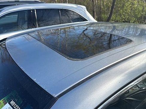 Used 2019 Toyota Avalon Touring w/ Advanced Safety Package image 5