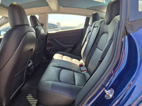 Used 2021 Tesla Model 3 Standard Range Plus RWD image 16