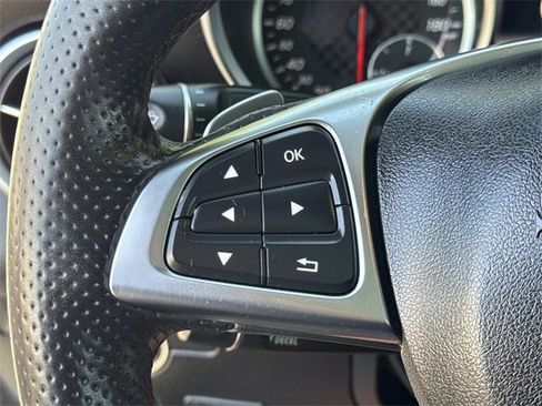 Used 2018 Mercedes-Benz SLC 43 AMG image 8