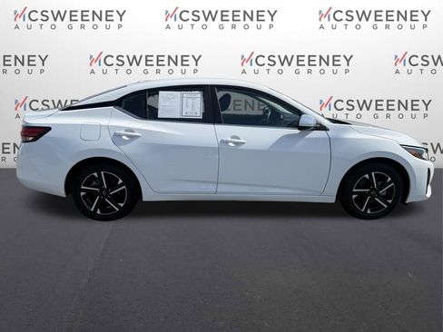 Used 2025 Nissan Sentra SV image 6