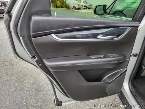 Used 2020 Cadillac XT5 Premium Luxury image 30