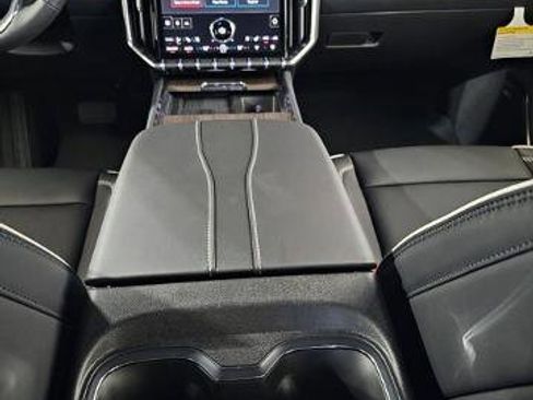 New 2026 GMC Acadia Denali w/ Super Cruise Package image 34