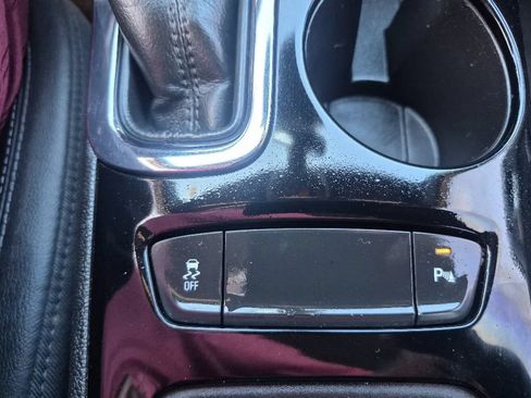 Used 2017 Chevrolet Cruze Premier FWD image 26