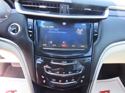 Used 2014 Cadillac XTS Platinum image 23