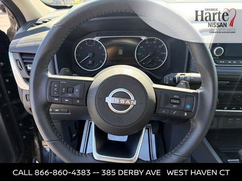 Certified 2024 Nissan Rogue SV w/ SV Premium Package AWD/4WD image 12