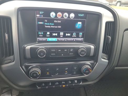 Used 2018 GMC Sierra 2500 SLE w/ SLE Convenience Package image 32