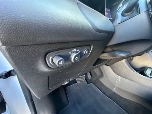 Used 2021 Buick Encore GX Select FWD image 18