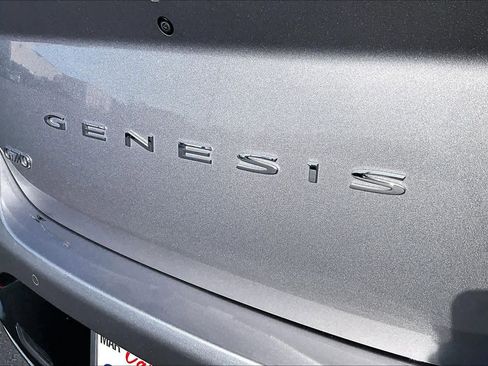 Used 2023 Genesis G70 2.0T w/ Sport Prestige Package image 30