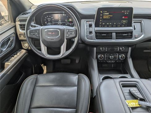 Used 2022 GMC Yukon SLT w/ SLT Premium Package RWD image 28