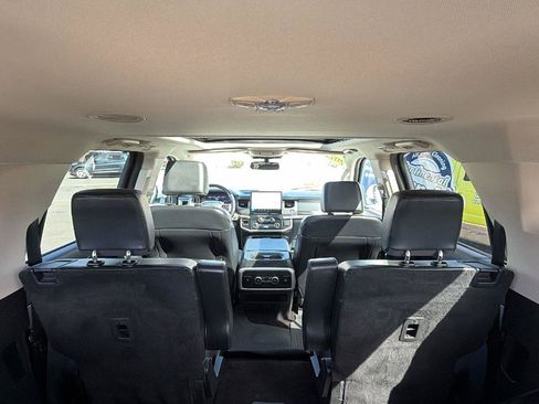Used 2022 Ford Expedition Max XLT AWD/4WD image 40
