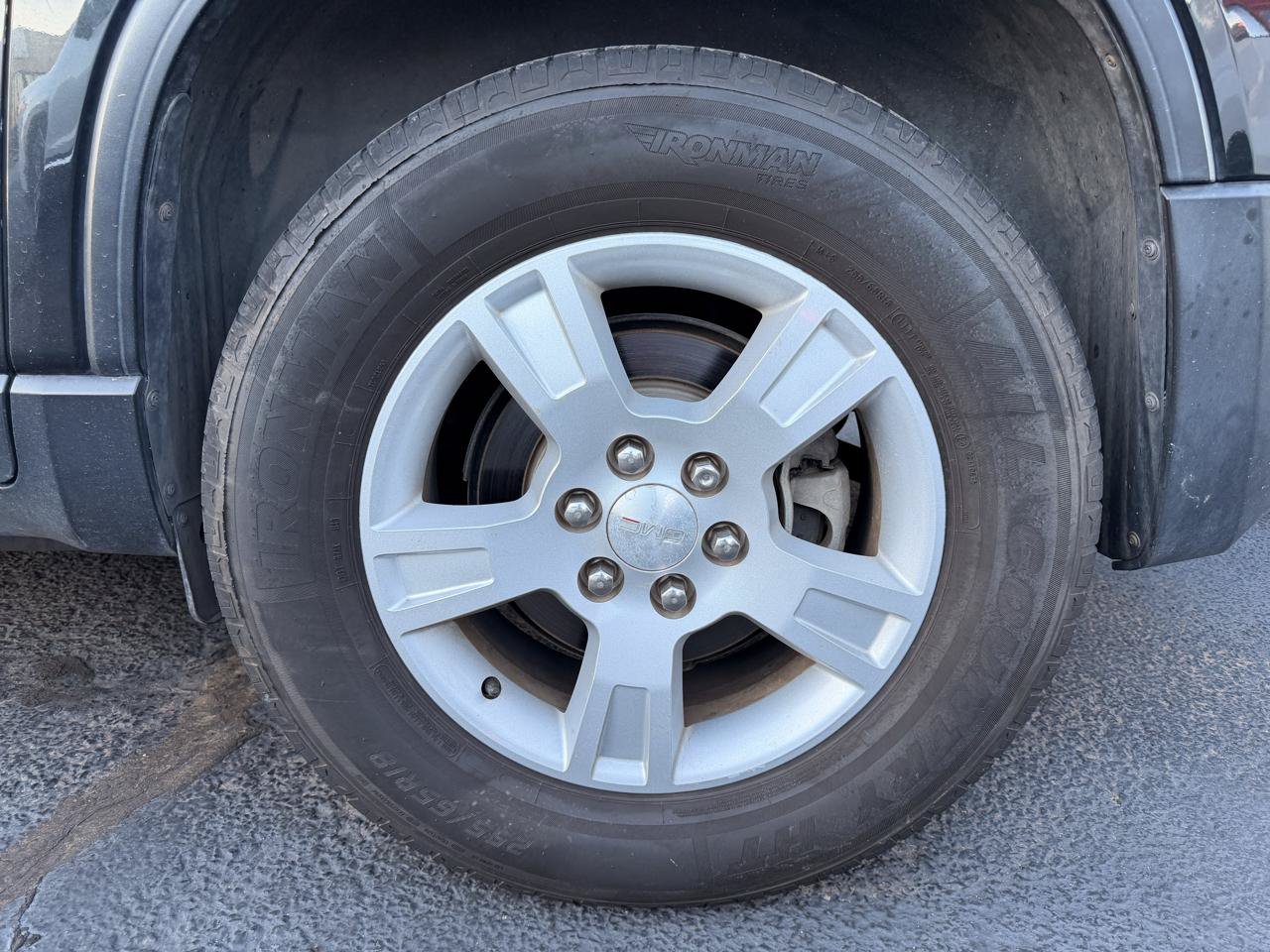 Used 2010 GMC Acadia SLE FWD image 40