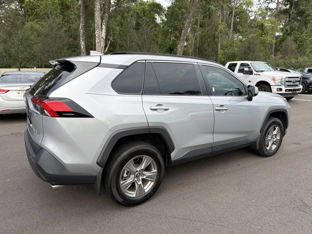 Used 2024 Toyota RAV4 XLE FWD image 2