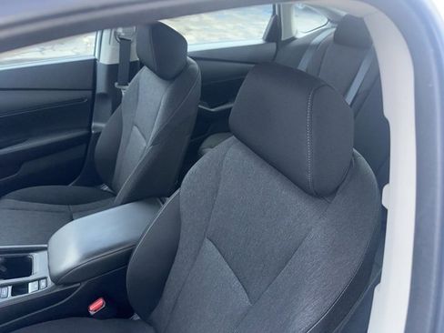 Used 2023 Honda Accord LX image 9