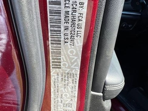 New 2026 Jeep Grand Cherokee Altitude image 48