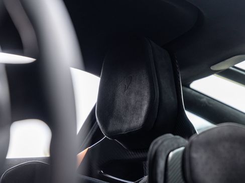 Used 2026 McLaren 750S RWD image 33