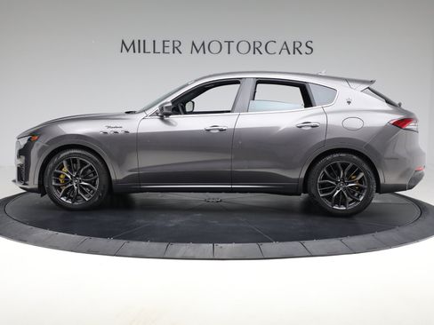 Used 2022 Maserati Levante Modena AWD/4WD image 2