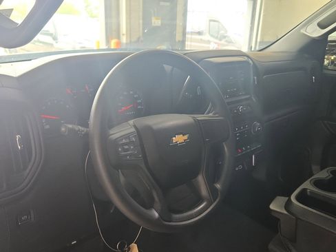 Used 2022 Chevrolet Silverado 1500 Custom RWD image 10