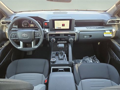 New 2026 Toyota Tacoma TRD Off-Road AWD/4WD image 9