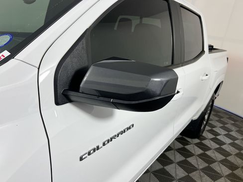 Used 2023 Chevrolet Colorado LT w/ LT Convenience Package image 12