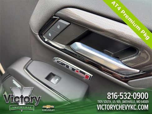 Used 2023 GMC Sierra 1500 AT4 w/ AT4 Premium Package image 16