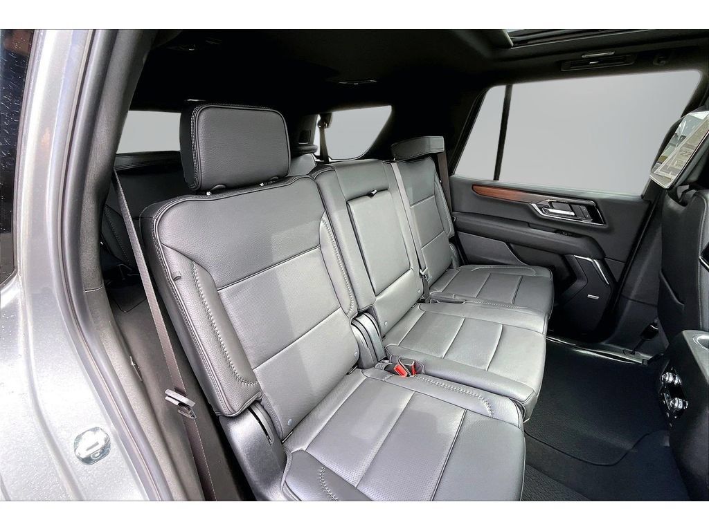 New 2026 GMC Yukon Denali w/ Advanced Technology Package AWD/4WD image 9
